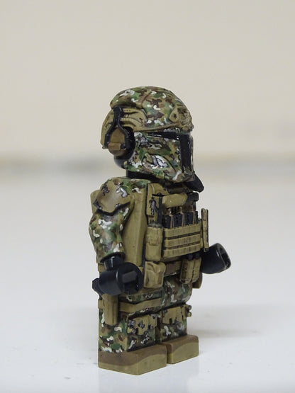 Galac-Tac Mandalorian Custom Minifigure