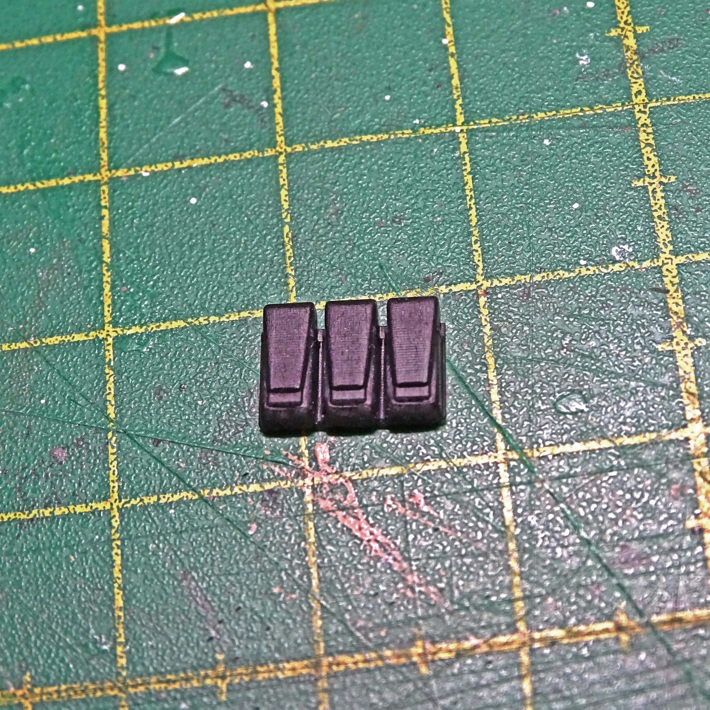 Closed M4 Pouches 3D Print