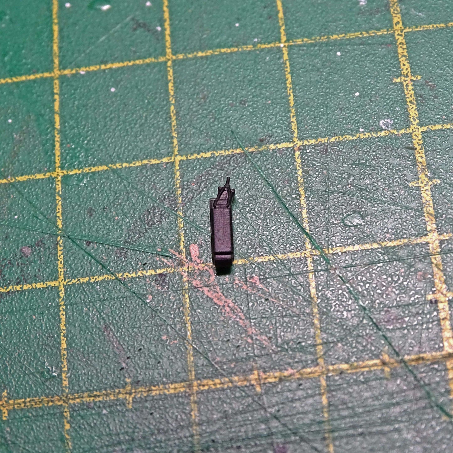 Curved SMG Bungee Pouches 3D Print