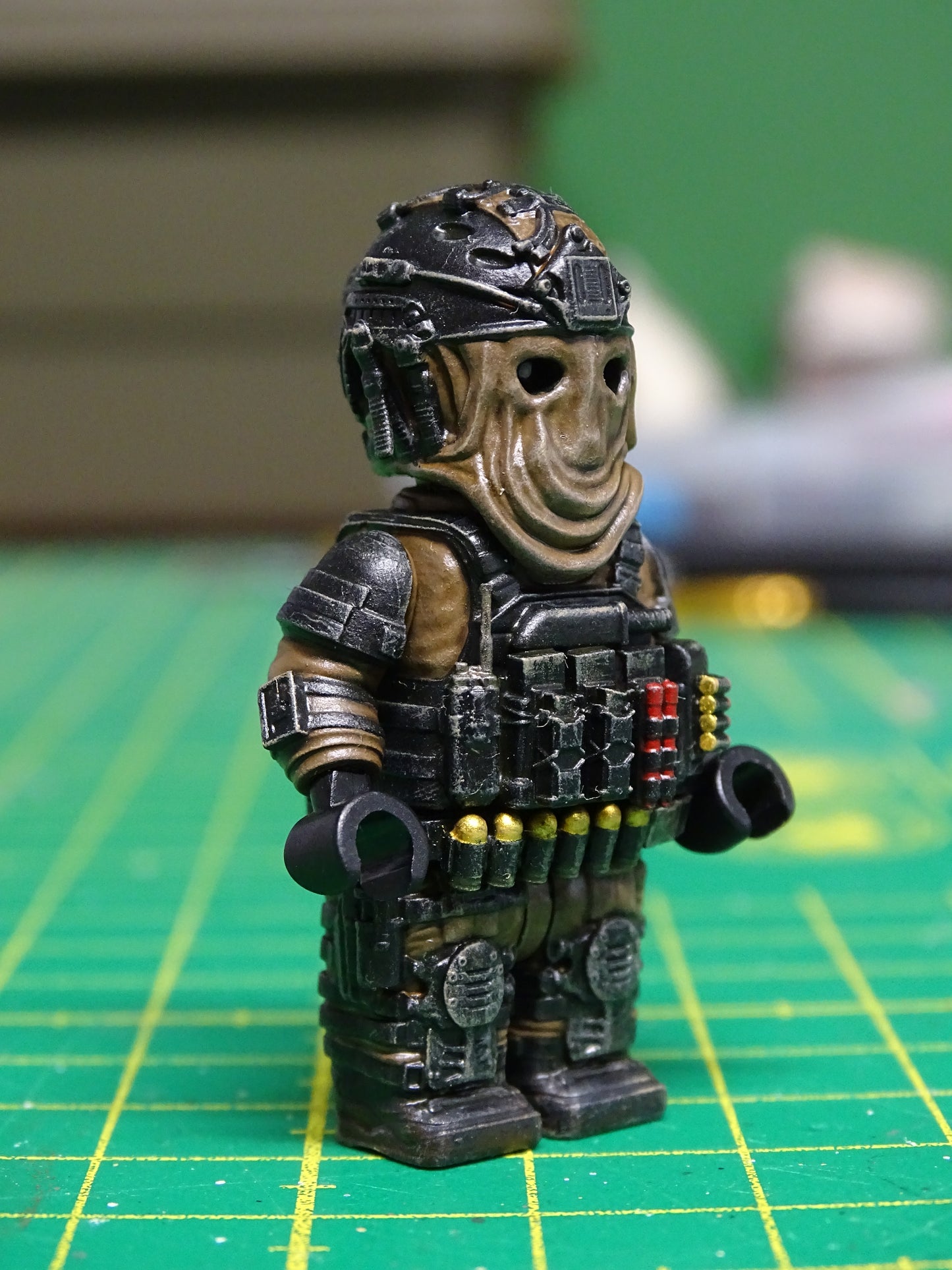 Desert Support Mercenary Custom Minifigure